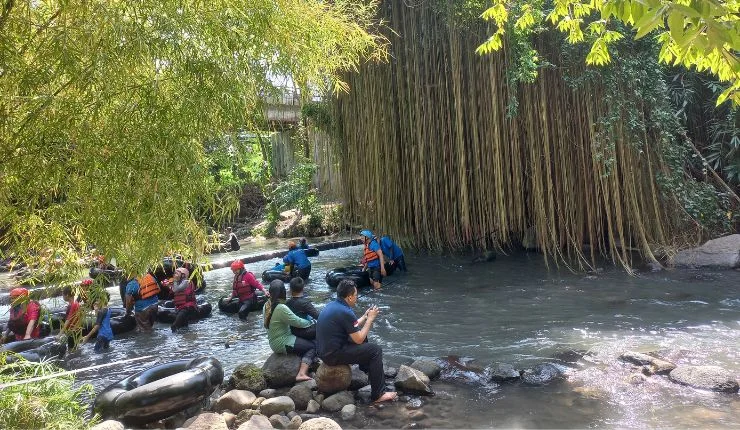 Taman Banyu Gemblinding